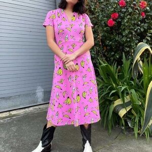 Nooworks Greta Pink Banana Short Sleeve V-Neck Cotton Jersey Midi Dress